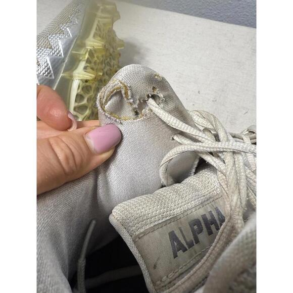 Nike Alpha Menace Pro Mens 11.5 Silver Mid Football Cleats - Picture 7 of 9